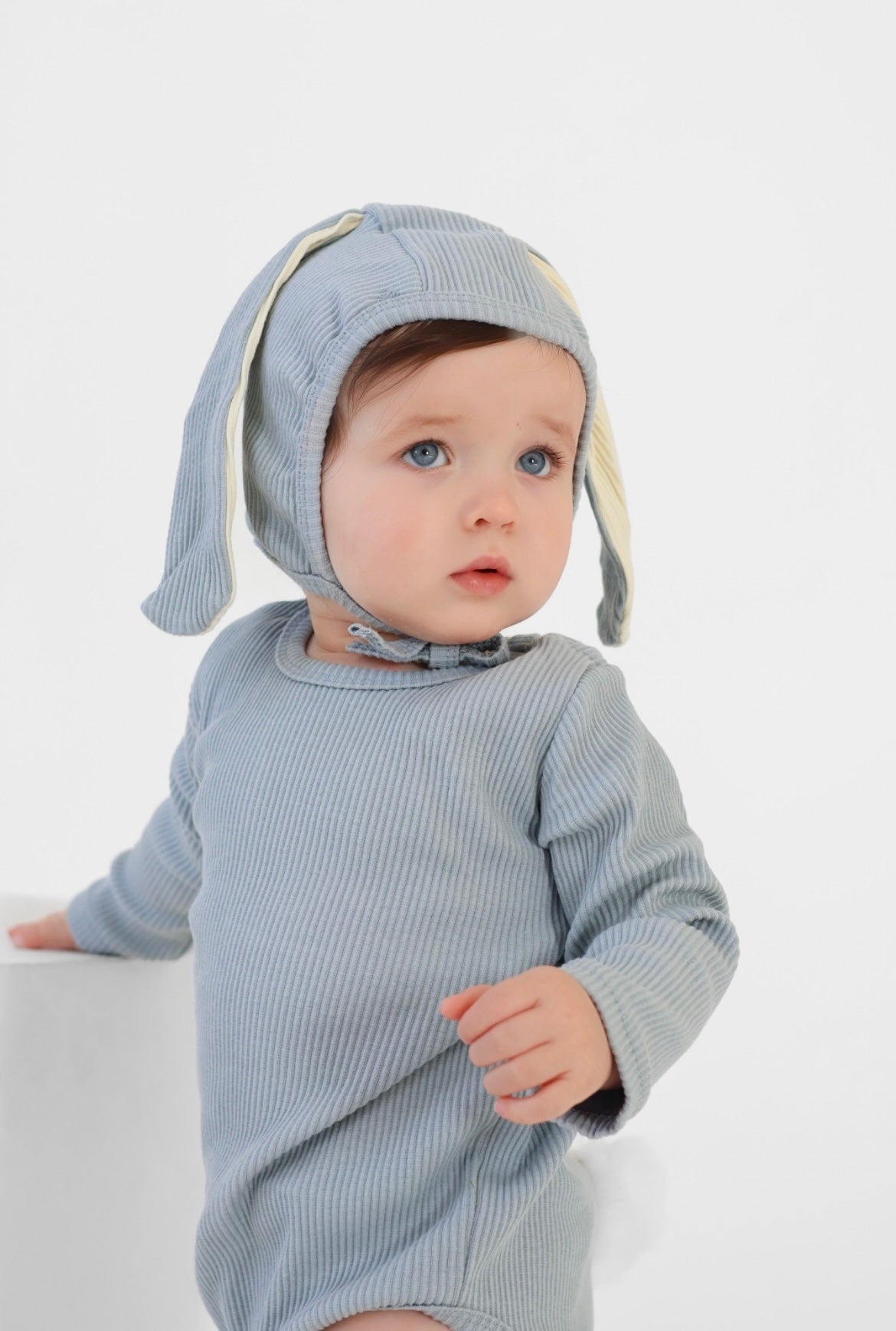 Blue 3 piece bunny set